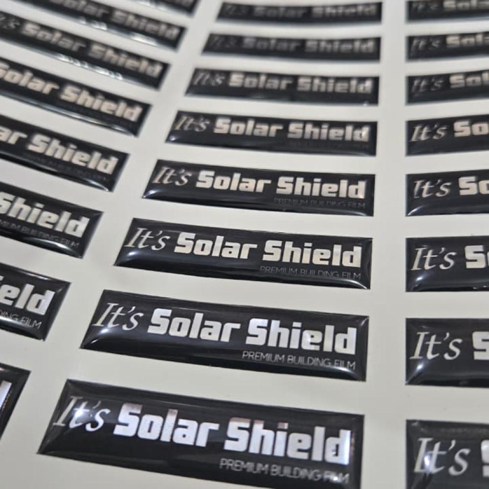 Cetak Stiker A3+ Timbul Metalik – Custom Ukuran & Potong ( RESIN )